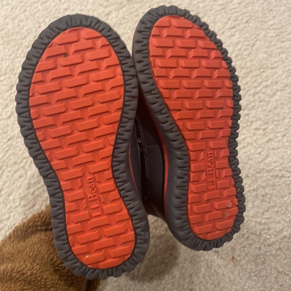 L.L. Bean Kids' Gray and Orange Snow Boots - Picture 3 of 4